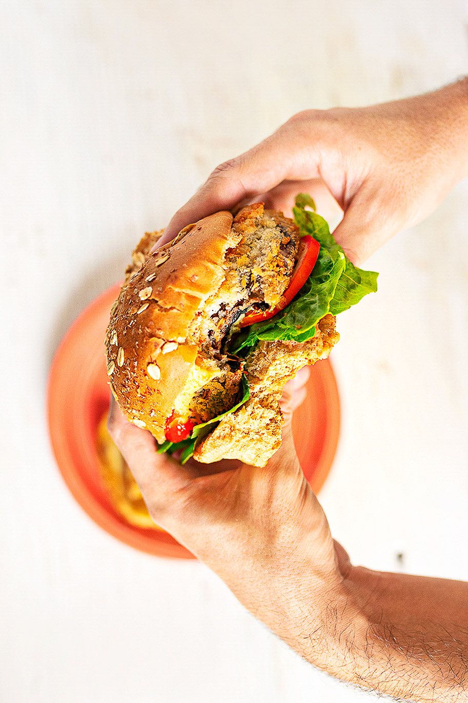 HAMBURGUESA DE PORTOBELLO EMPANIZADO CoreCulinario